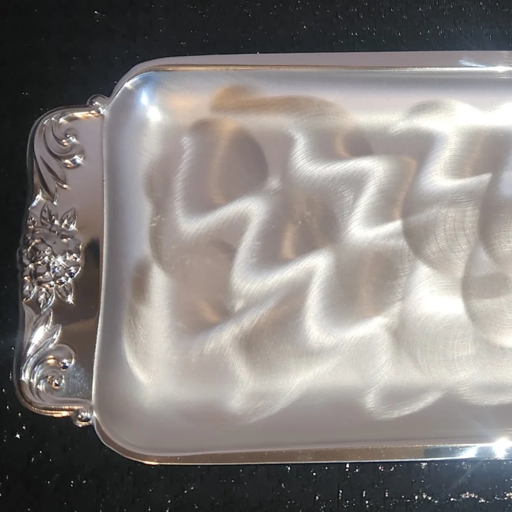 Vintage Modern Silver Co Silver-plated Rectangular Tray